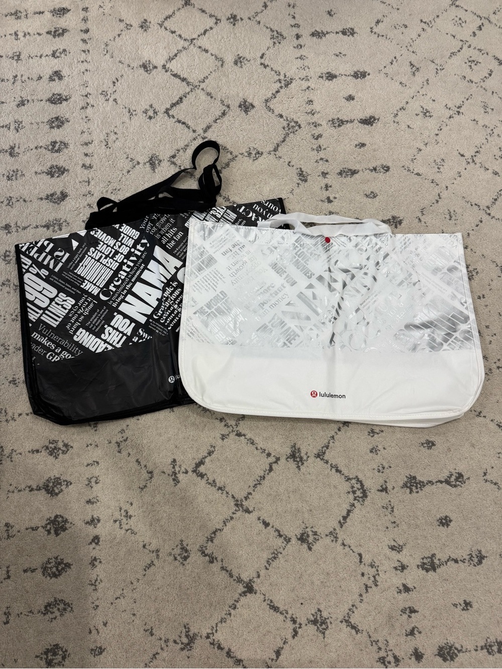 2 XL Lululemon Shopping Tote Bag Carry Shoulder Hand Reusable Bag